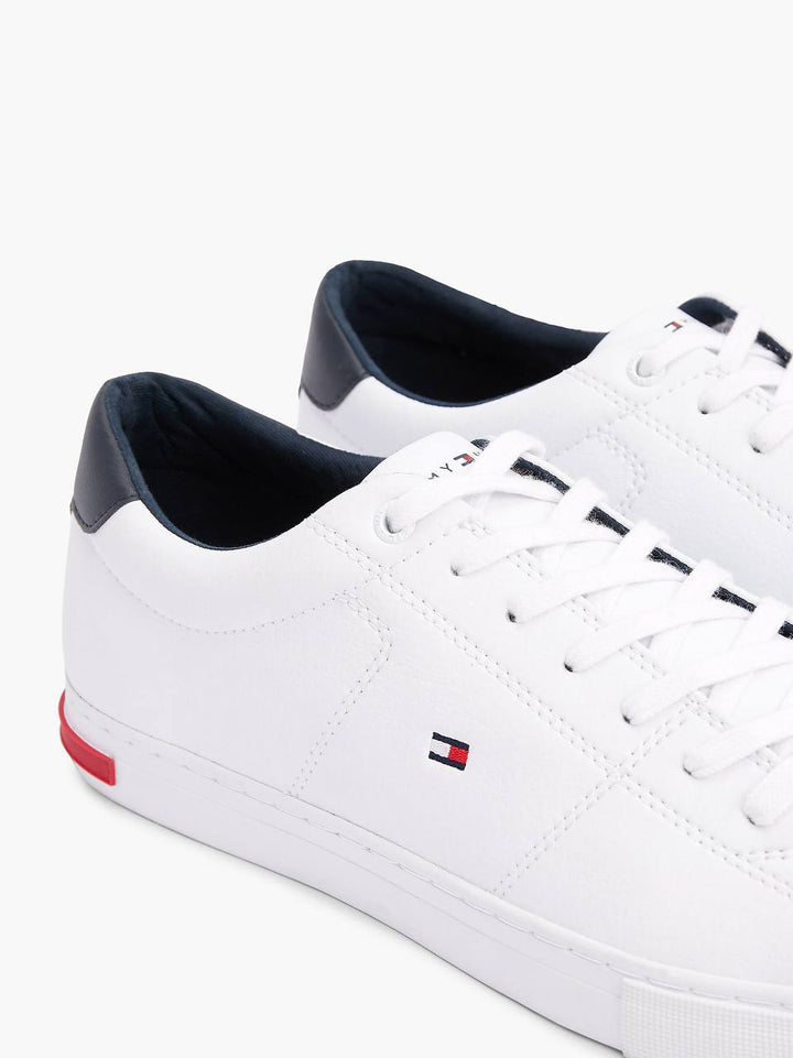 TOMMY HILFIGER ESSENTIAL LEATHER VULCANISED TRAINERS-WHITE